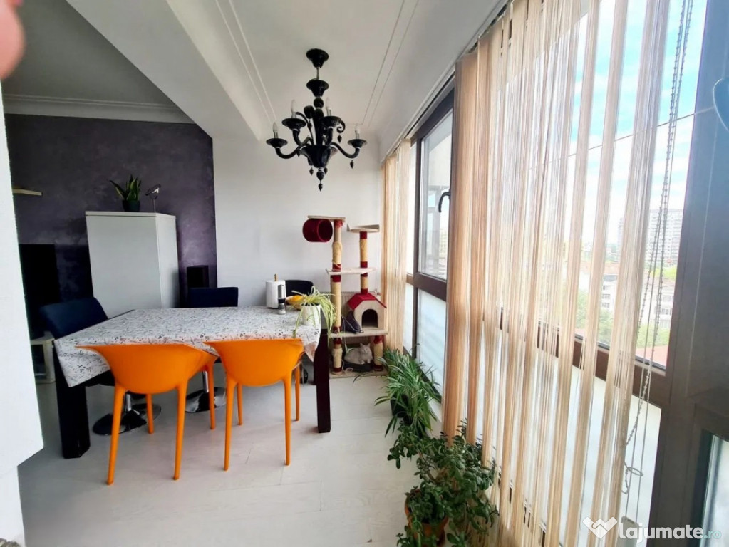3 CAMERE DAMAROAIA- PETROM CITY-garaj inclus