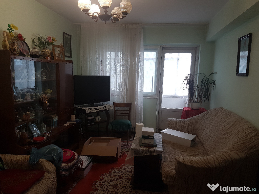 Apartament doua camere, etaj unu, fara imbunatatiri, Casa de Cultura