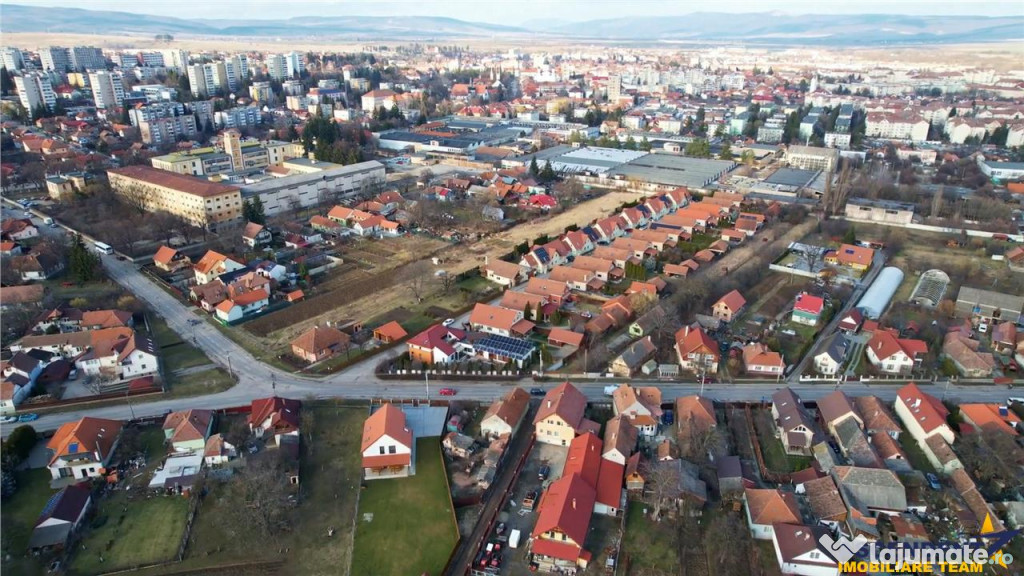 FILM ! Casa cu teren de 2.152 mp, Tigaretei, Sfantu Gheorghe