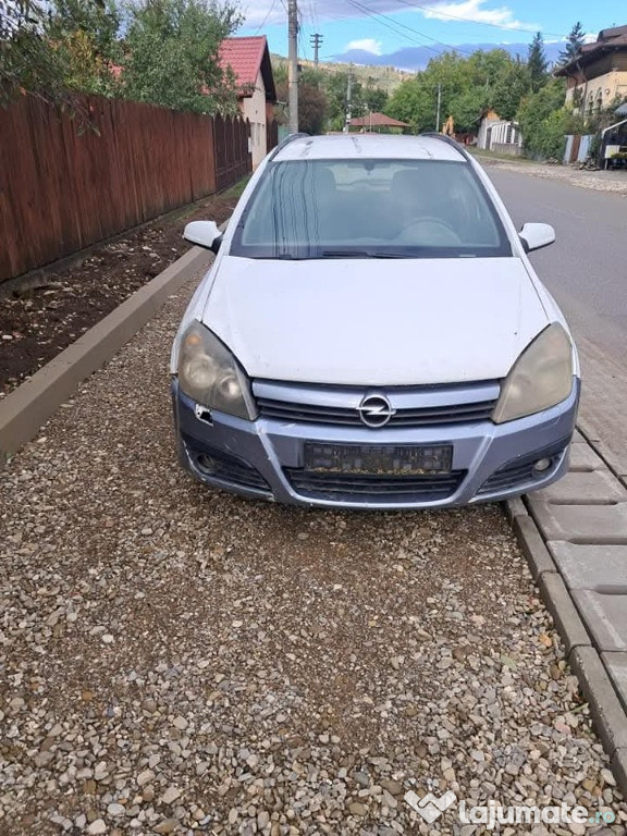 Dezmembrez opel astra h an 2005 motor 1.7 cdti tip motor z17dtl