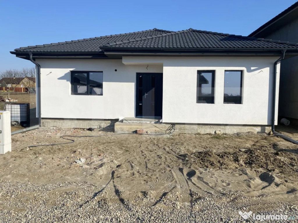 De vanzare casa semifinisata , 92mp, Martinesti