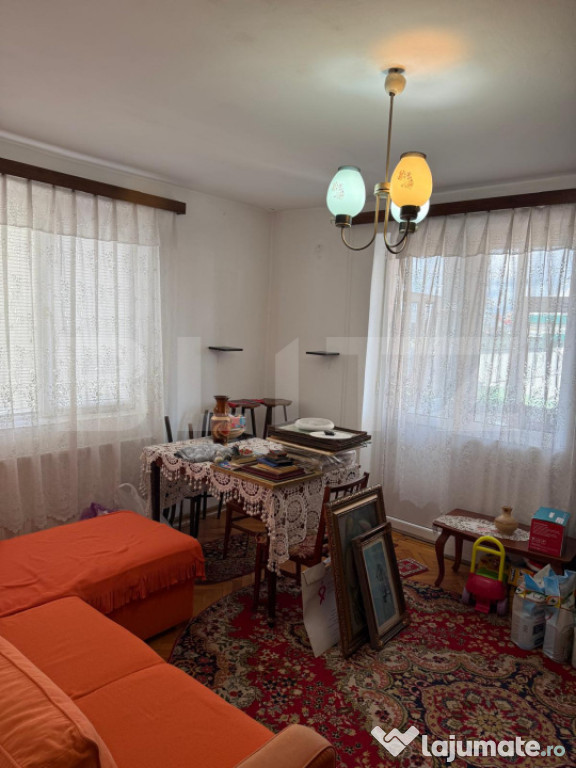 Apartament 3 camere decomandat- Piata 1 Mai