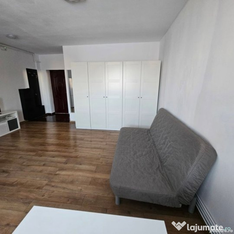 Aparatorii patriei oltenitei etaj 4
