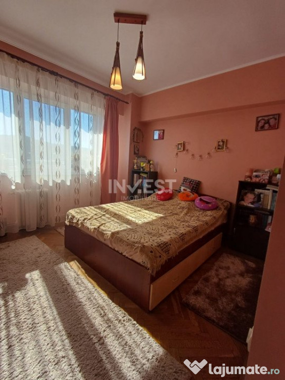 Ap 3 camere decomandat-Esplanada Alexandru Cel Bun-etaj inte
