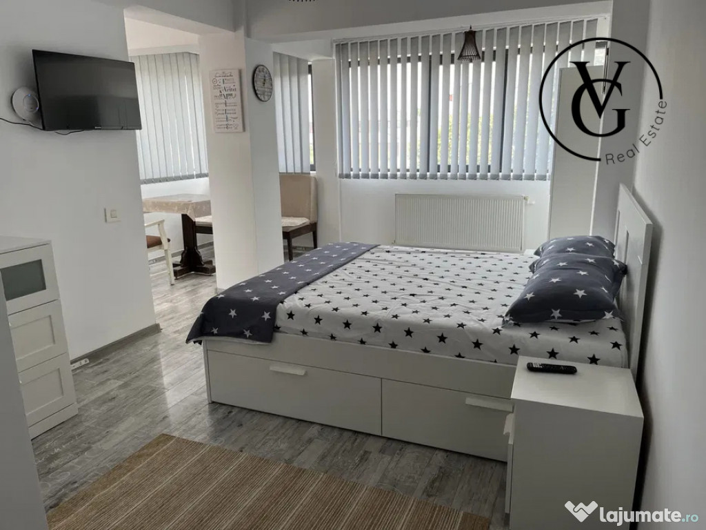 Studio cu centrala proprie - Zona Universitate
