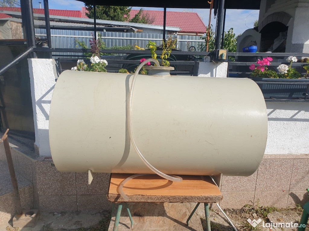 Butoi 300 litri din plastic alimentar – lipit la cald