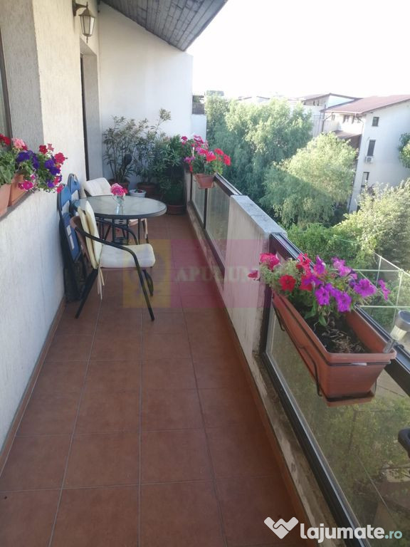 Duplex 3 camere cu scara interioara Bragadiru - Smardan-L...