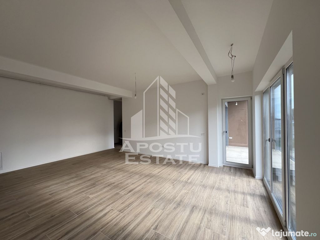 De vanzare ap 3 camere - 75 mp spatios