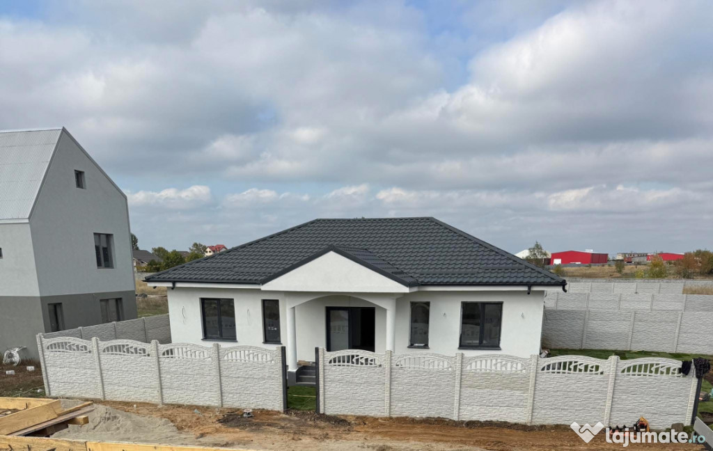 Casa parter, 111 mp utili, 400 mp teren, zona Metro