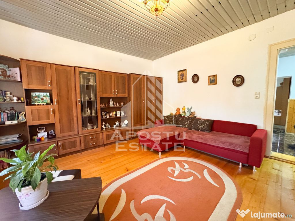 Casa individuala la sat | 5 camere | 117mp utili + 800mp ...