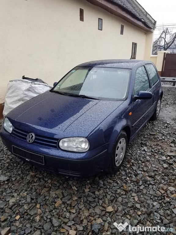 Dezmembrez VW Golf 4
