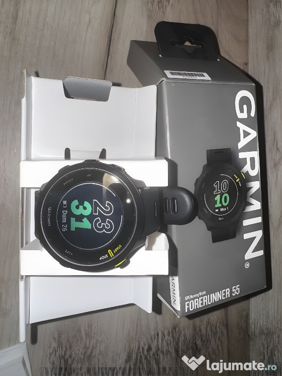 Vând ceas Garmin Forerunner 55