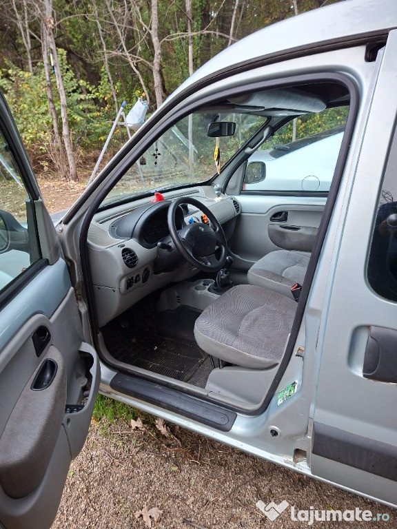 Vând Renault Kangoo