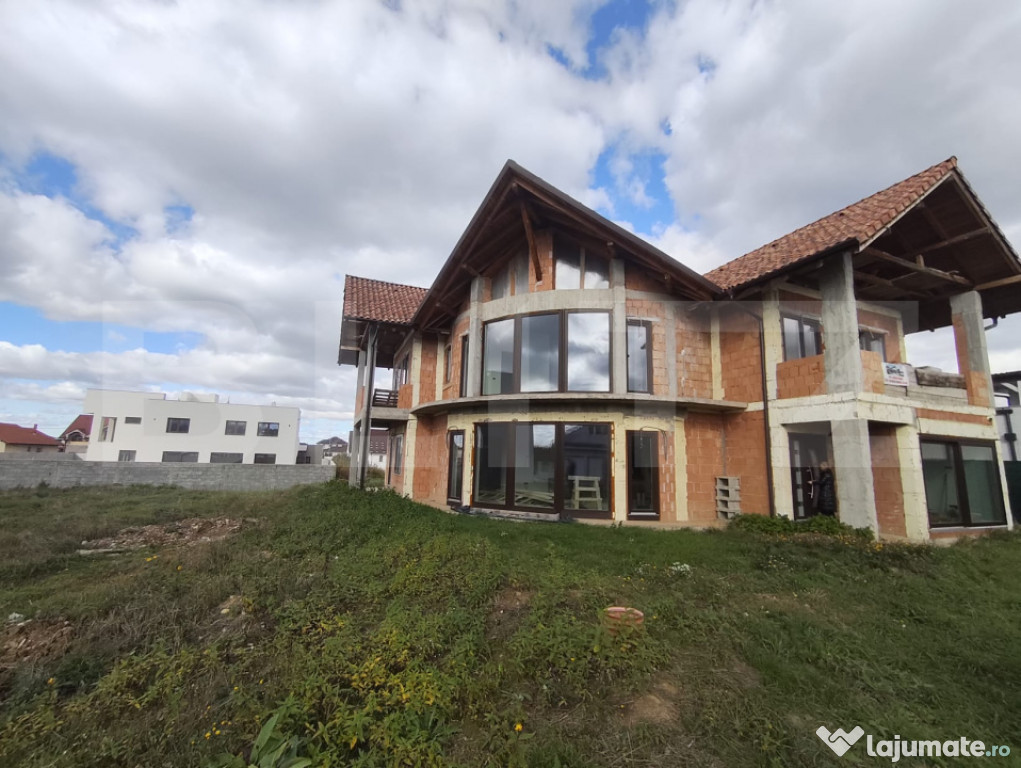 Casa semifinisata in Sanmartin, parter + etaj, 360 mp utili