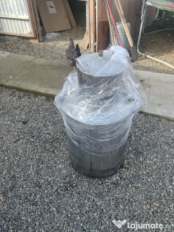 Vindem cazan de țuică