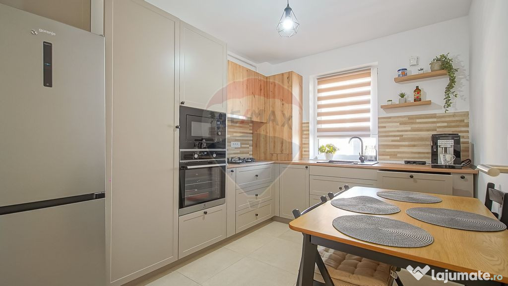 Apartament 3 camere decomandat, parcare | Victory by Casa...