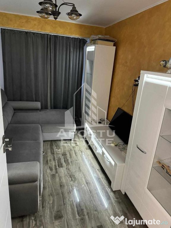 Apartament cu 2 camere, decomandat, centrala proprie, zon...