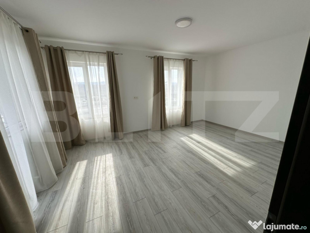 ???? Apartament modern, 3 camere cu terasă generoasă 82,54