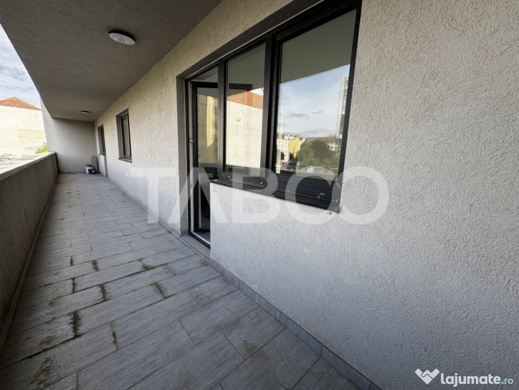 Prima inchiriere-Apartament 3 camere 93 mp 3 balcoane etaj 1