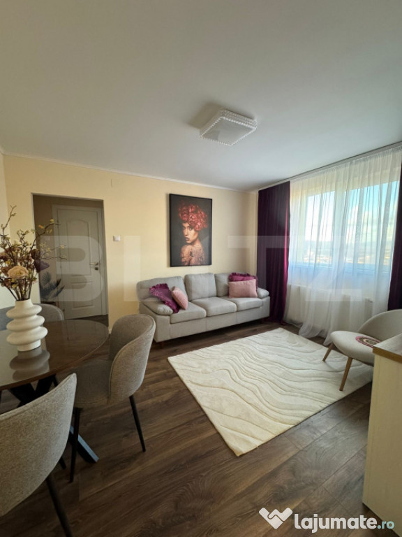 Apartament modern de 3 camere, complet renovat, zona Standa