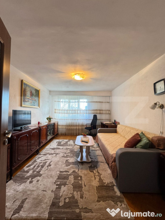 Apartament 3 camere, 72mp, decomandat, etaj intermediar, Mă