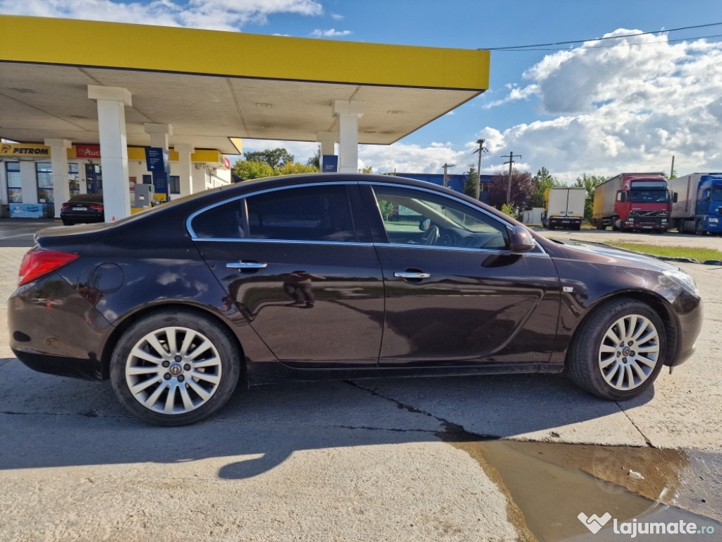 Opel Insignia 1.8 Benzină – 140 CP – An 2011 – 62.626 km