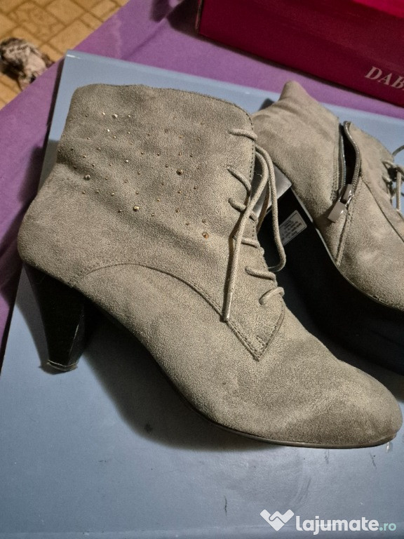 Ghete / Botine dama BPC Selection, piele intoarsa, 42