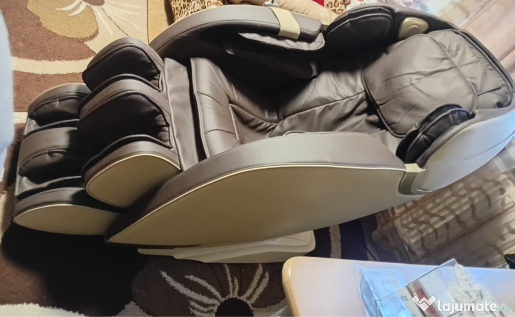 Scaun de masaj Komoder zero gravity