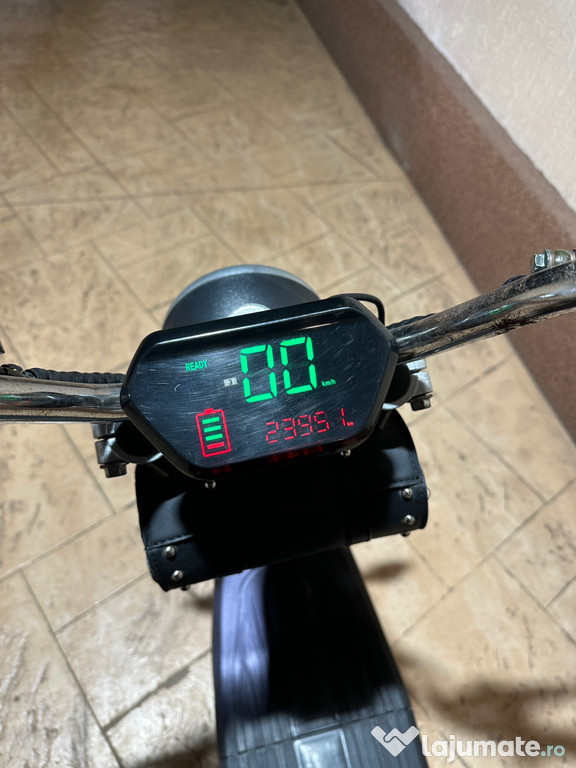 Scuter electric CityCoco cu două baterii