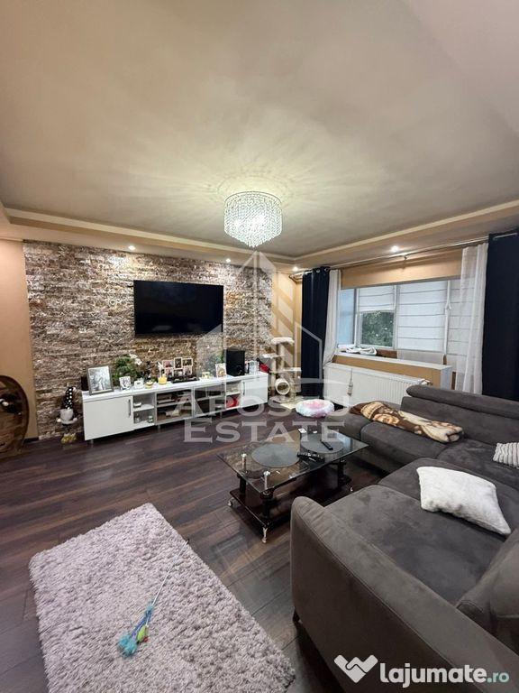 Apartament , centrala proprie , renovat , Zona Lunei