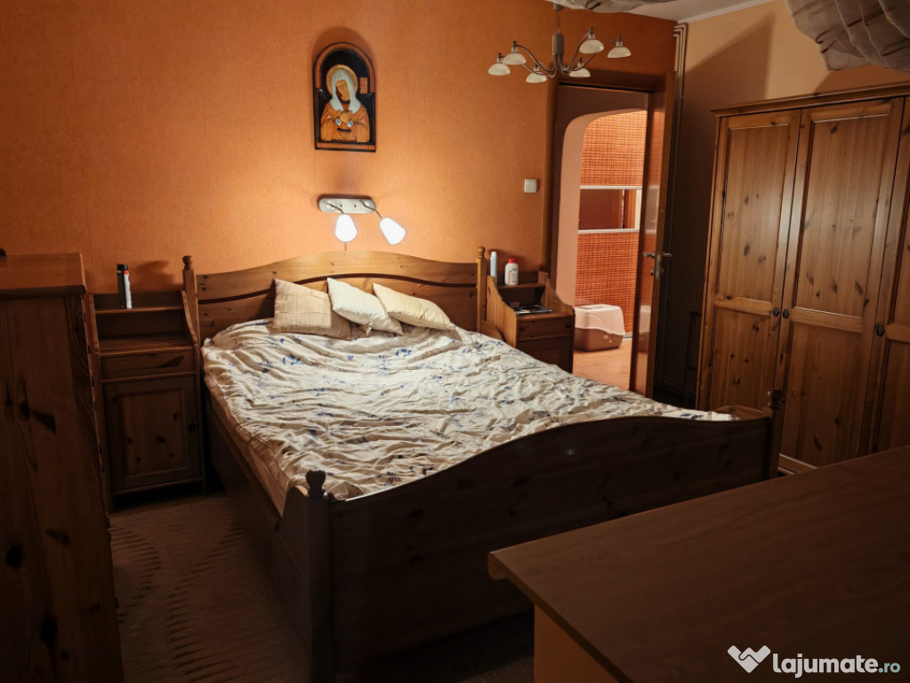 Apartament 3 camere de vanzare zona Tomis Nord, Constanta