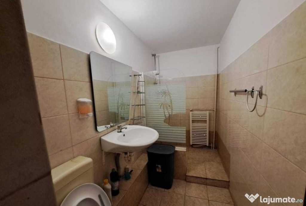 Vitan mall etaj 8 decomandata