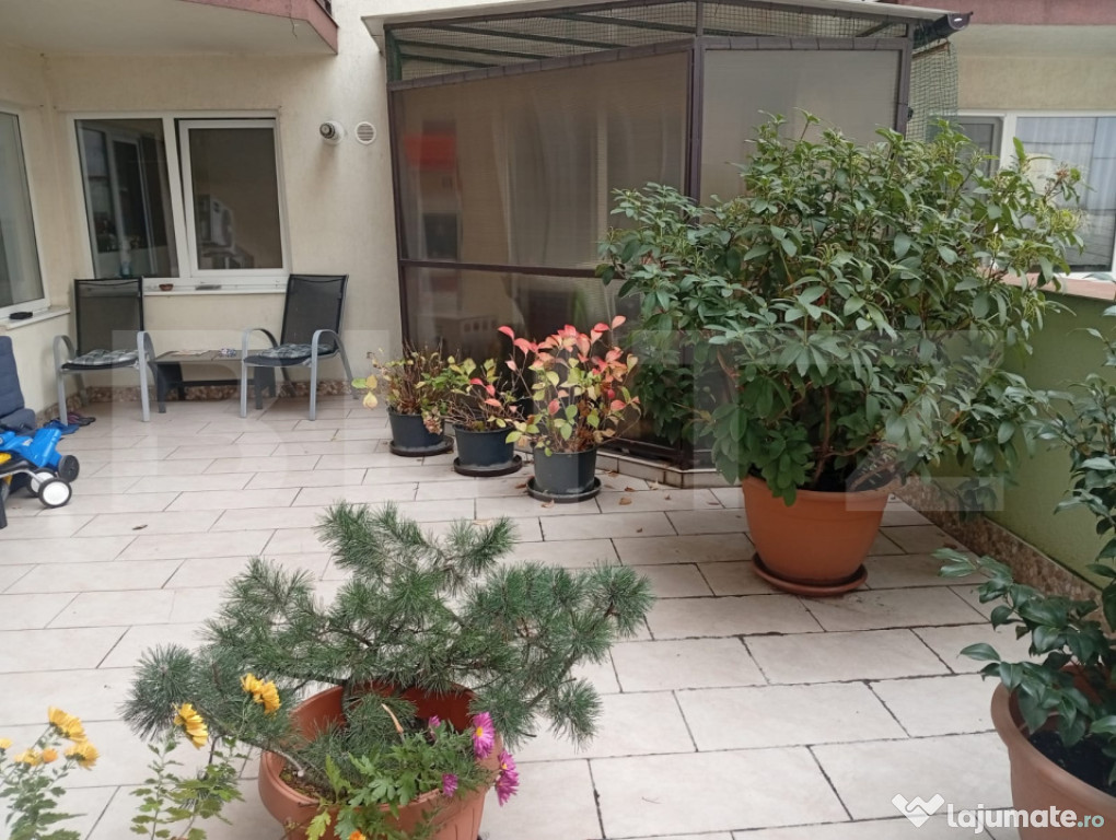 Apartament de 2 camere si terasa de 25 mp, intr-un bloc nou