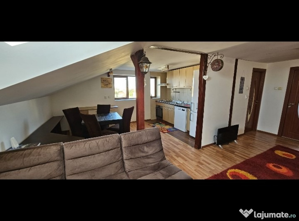 Apartament cu 3 Camere Decomandate Zona Obcini