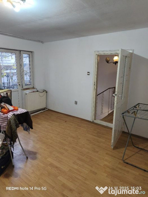 Super ocazie! PRET DE APARTAMENT! Zona Centrala, 3 camere,