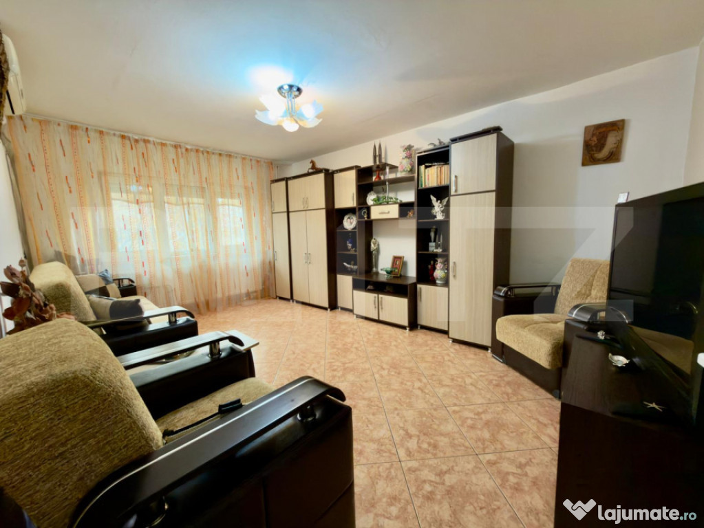 Apartament decomandat, 2 camere, 54 mp, zona Spiru Haret