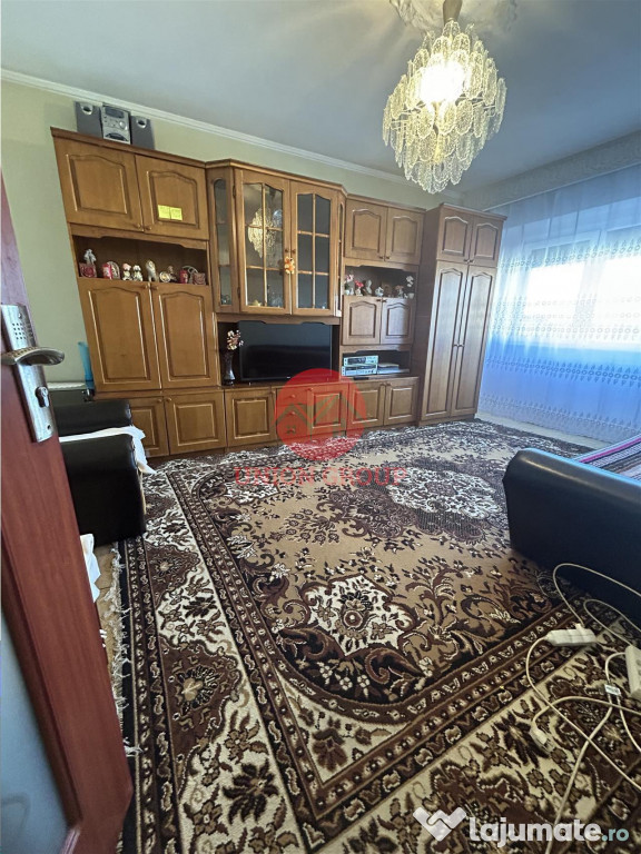 Apartament 3 camere, 2 bai, zona Casa de Cultura