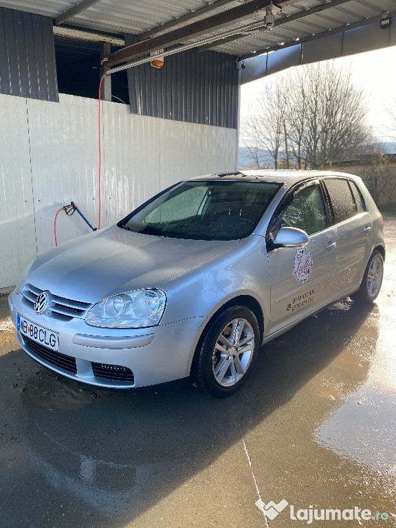 Vw golf 5 1.6 2009 Benzina