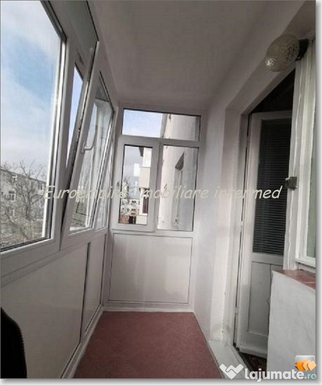 Apartament 3 camere zona Km 4-5