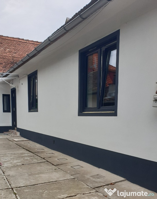 Casa complet renovata direct de la proprietar Cisnadie 1 Decembrie.