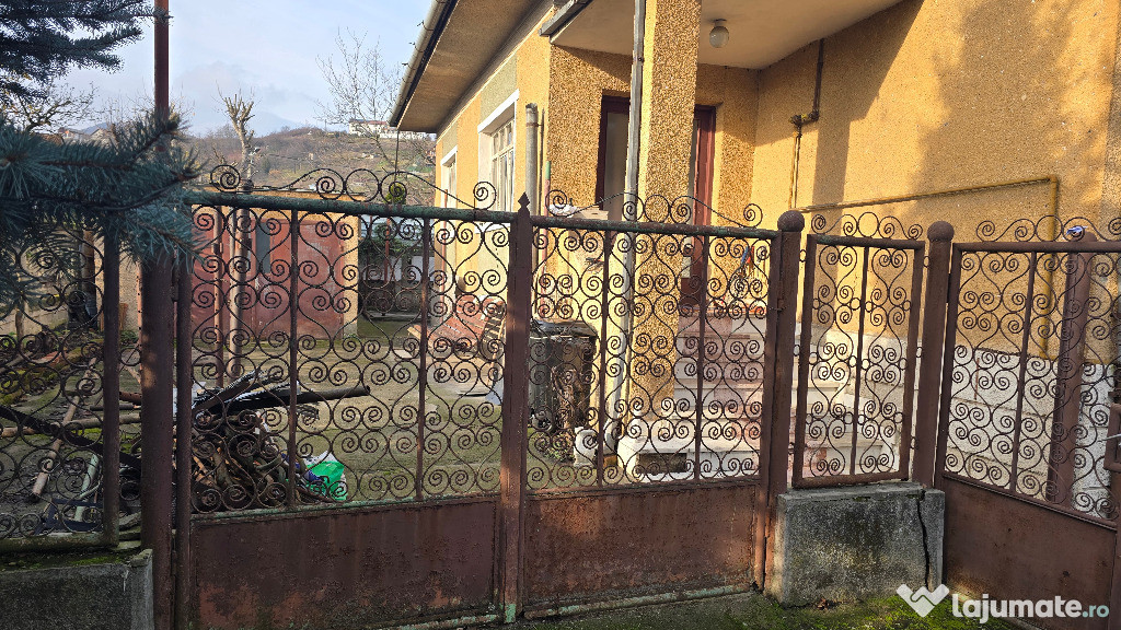 Vand casa in Deva, D+P, zona ultracentrala (E. Vacarescu),