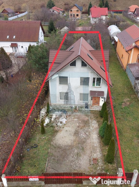 Casa/Villa , 5 camere, singur în curte, 960 mp teren- zo...