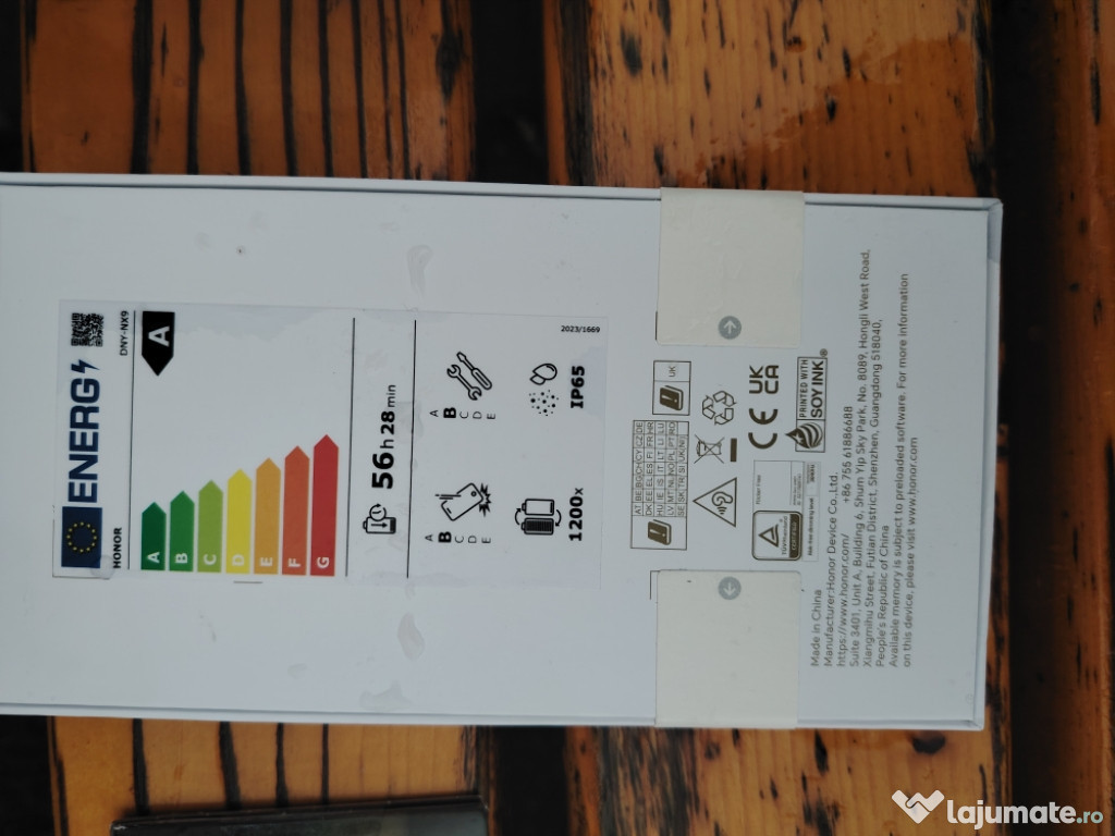 Vând Honor 400 dual SIM nou.