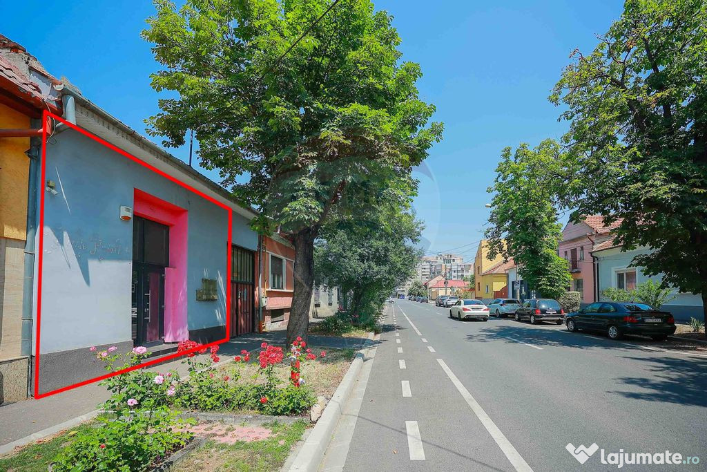 Spațiu comercial de închiriat în zona Costaforu, Centr...