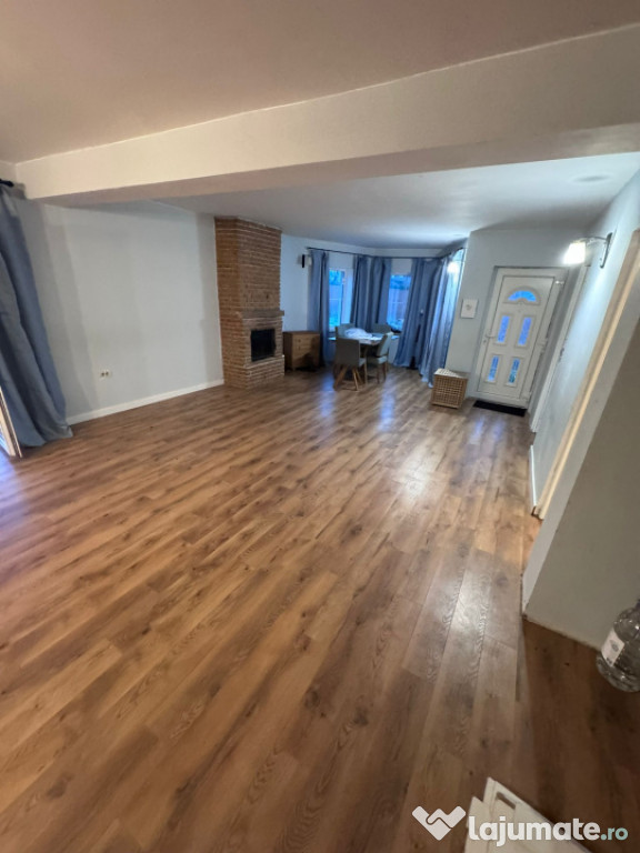 Casa P+M de vanzare, situata in Poiana-Constanta