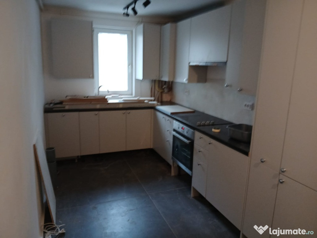 Apartament 2 camere de vanzare, zona Ursului (Centrala)