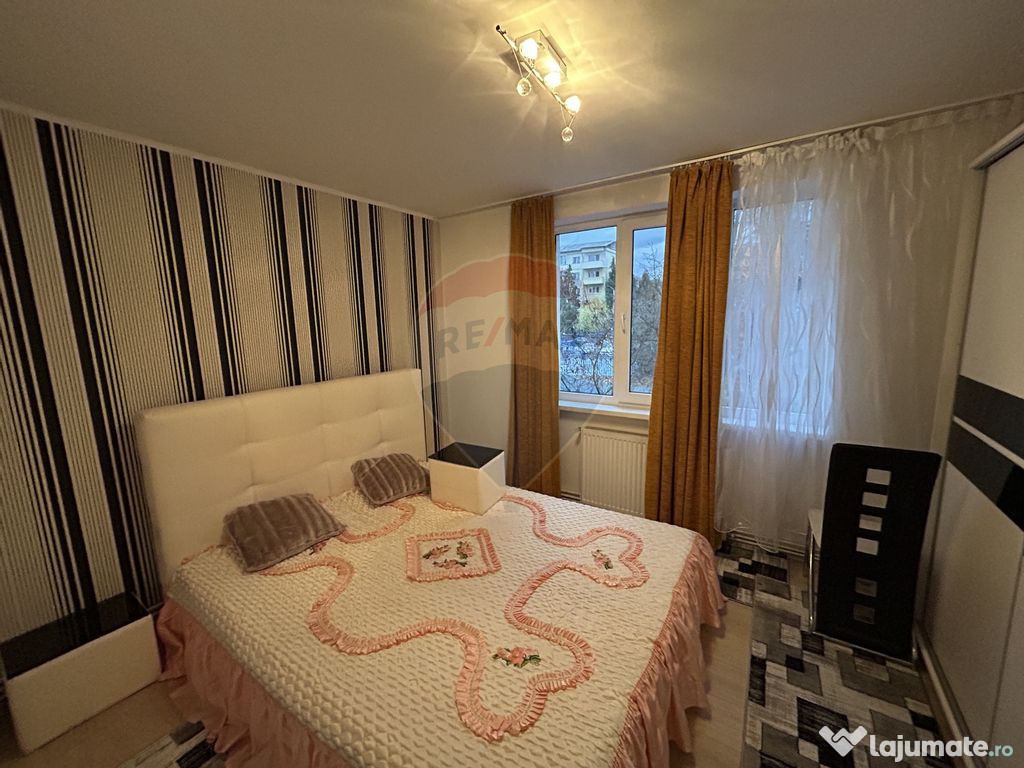 Apartament cu 2 camere de închiriat în zona Central
