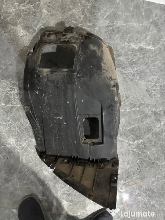 Carnaj fata Dreapta Bmw e90/91 original 2005-2008