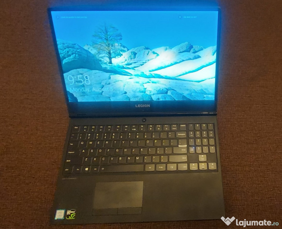 Vand Lenovo Legion Y530-15ICH, in stare perfecta de funcționare puțin