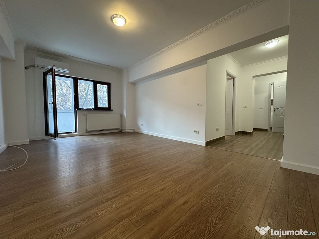 COLENTINA - Teiul Doamnei | 3 Camere Nemobilat | Boiler